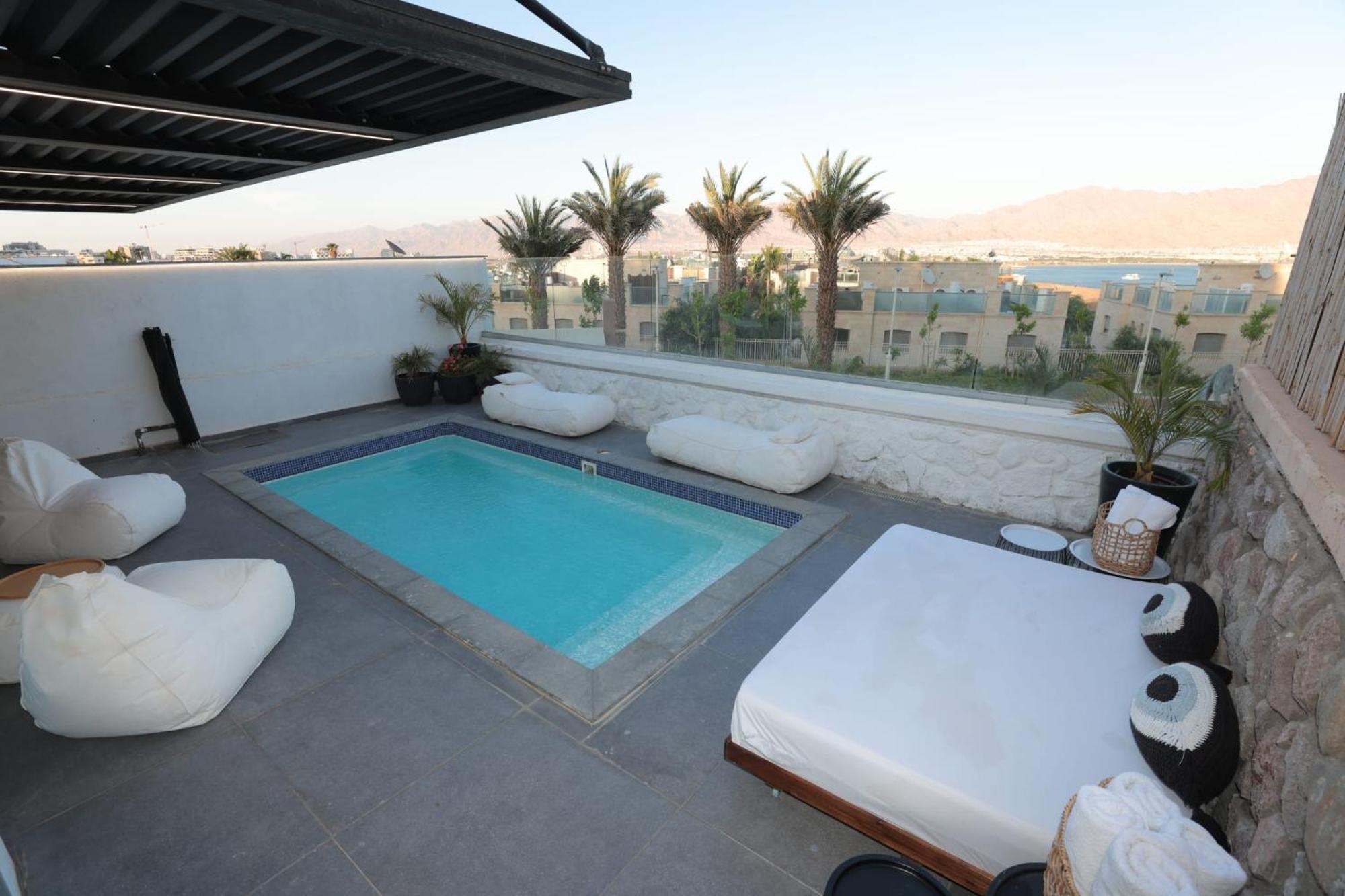 Z-32 Luxury Boutique Apartment Eilat Exterior photo